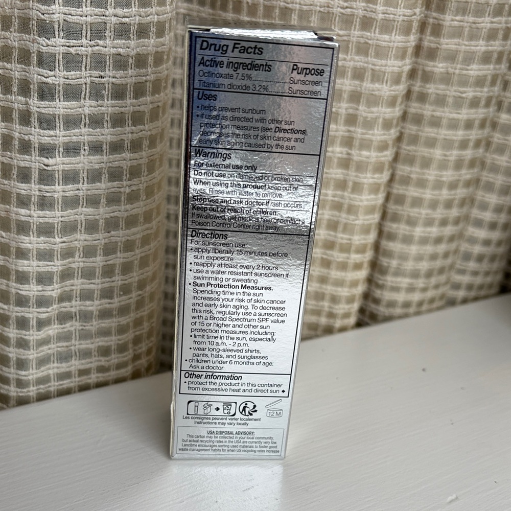 Lancôme Rénergie Lift Makeup SPF 27  Dore 20 (w) 360 - Picture 11 of 11